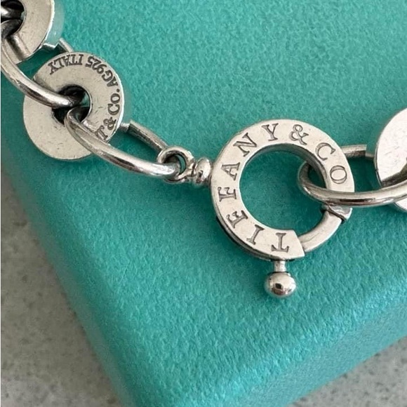 Tiffany &Co Bracelet - Picture 3 of 7